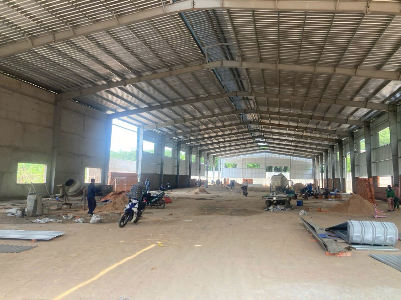 Cho thuê kho xưởng 1800m2, 3600m2 và 5400m2 giá 2,2usd/m2. Tại Huyện Dầu Tiếng, Bình Dương